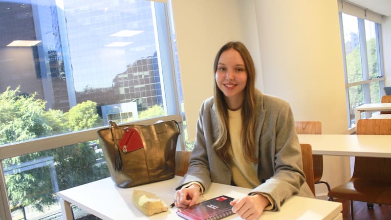 Emma Reinke, alumna del Bachelor a punto de graduarse