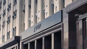 La recaudación tuvo caída interanual y quedó debajo de la inflación