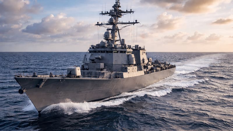 El ejército de la nación asombra al mundo con sus cazas supersónicos y submarinos de avanzada. (Fuente: Representación creada con IA)