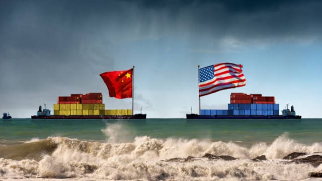 El cruce más temido: Estados Unidos y China pelean cara a cara con los dos buques de guerra más peligrosos del mundo