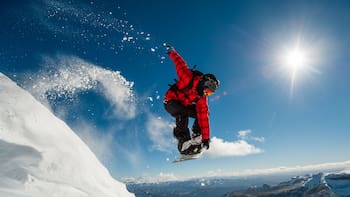 Buscan voluntarios para vivir gratis un mes en las montañas: paga y casa incluida si cumplen con estos requisitos