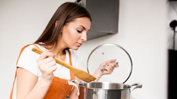 Se despiden las cacerolas: este nuevo electrodoméstico de Lidl cocina el arroz sin que se pegue