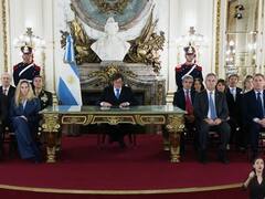 Milei anunció que el Gobierno penalizará a las empresas que intenten extraer petróleo en el área de Malvinas