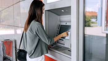 Es oficial | Confirman aumento y adelanto del aguinaldo en noviembre para estos trabajadores