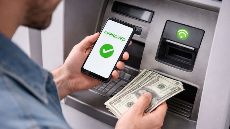 Bancolombia habilitó miles de equipos para retirar dinero sin contacto y con mayor seguridad.