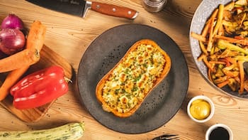 Calabaza rellena: una receta ideal para los días fríos, cremosa y llena de sabor