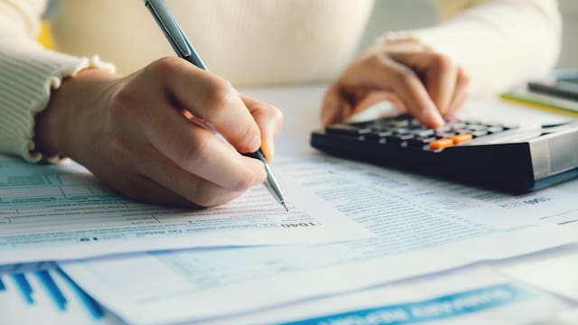 Calendario de pensiones en octubre: qué día paga cada banco y cuándo se cobra la jubilación