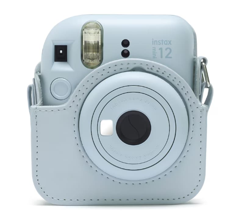 Estas cámaras de fotos instantáneas de El Corte Inglés están en tendencia: incluye funda y carga de 10 fotos por menos de 100 euros.