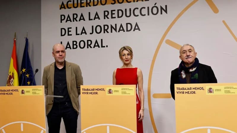 Cambia la jornada laboral | Ahora los empleados podrán trabajar 4 horas al día si cumplen este requisito