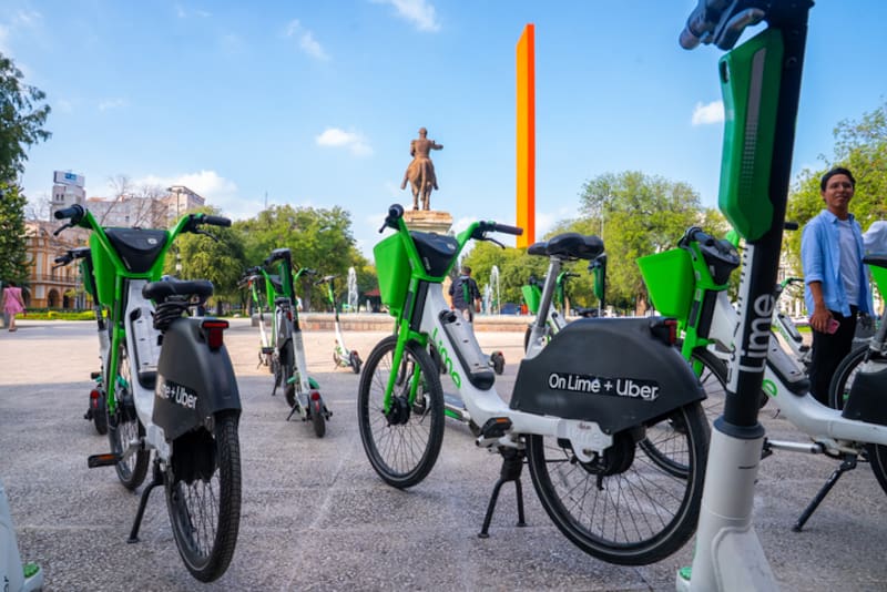 Cambian las motos y bicicletas eléctricas: conducir ya no será tan fácil en CDMX por orden del Gobierno