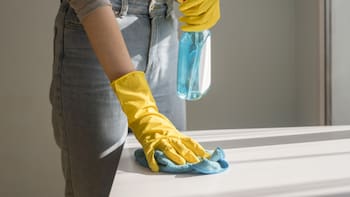 Cambian para siempre los derechos de las empleadas del hogar: cuáles son las nuevas obligaciones del empleador