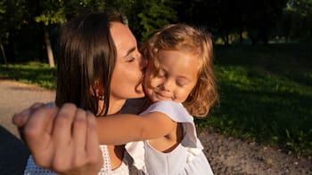 La Suprema Corte decidió a favor de las madres y ahora castigará a los padres que no abonen la cuota alimentaria como deben