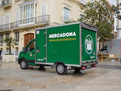 Mercadona busca mecánicos para mantener sus flotas de camiones: sueldos de hasta 2300 euros al mes
