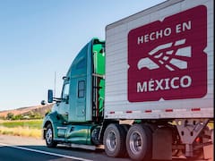 Se desploma a la mitad venta de camiones y autobuses en lo que va de 2025