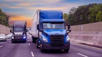 De reversa | Producción de camiones acumula caída de 36% este año