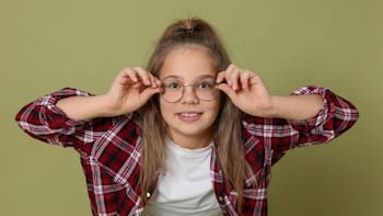 Educación lo confirmó | Habrá lentes para todos los alumnos de escuelas públicas que asistan a un examen ocular