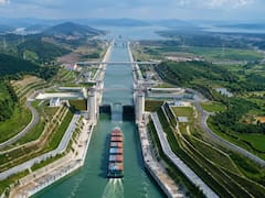 China reescribe la geografía: excava un canal de 134 km para unir sus ríos y acelerar todo su comercio