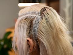 Cómo cubrir las canas en poco tiempo: la mezcla casera que ayuda a recuperar el brillo y el color con solo dos ingredientes