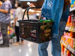 Cuánto dinero hay que ganar al mes para no ser pobre y llegar a ser clase media en 2026, según los expertos