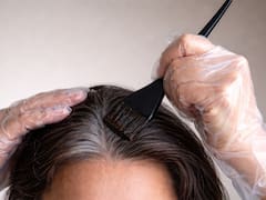 Cómo erradicar las canas para siempre: la fórmula casera libre de tinturas y químicos para recuperar el color del cabello