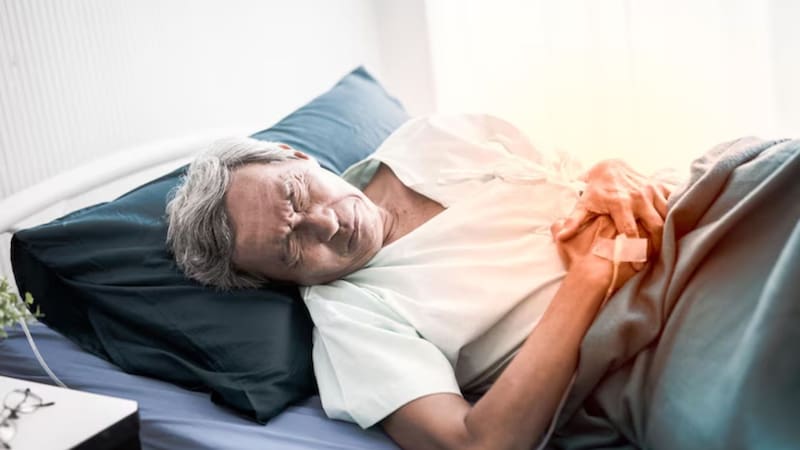 Cáncer de colon: el primer síntoma que todos ignoran, pero es crucial para detectarlo a tiempo