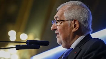 El Constitucional mantiene suspendido el voto por la Ley de Nietos y ahora la atención se centra en el Supremo