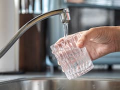 Arsénico en el agua en Buenos Aires: especialistas advierten a más de 10 municipios bonaerenses