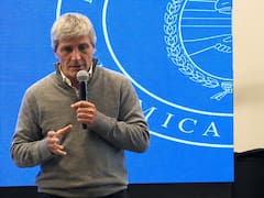Luis Caputo habló ante empresarios y líderes de la construcción: “Hay que perderle el miedo al kirchnerismo”