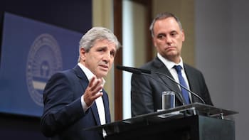 Caputo respaldó a Adorni: “La situación de Manuel no tiene ningún impacto en la economía”