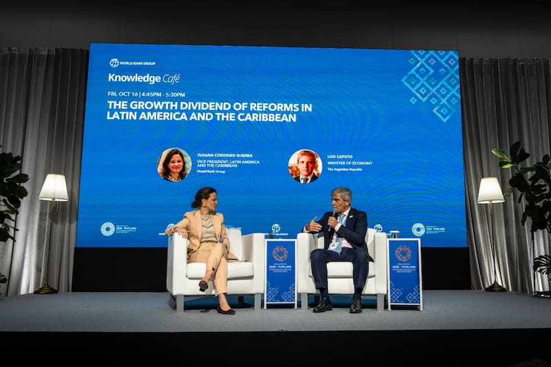 El ministro de Economía, Luis Caputo, en la Asamblea Anual del FMI y el BM