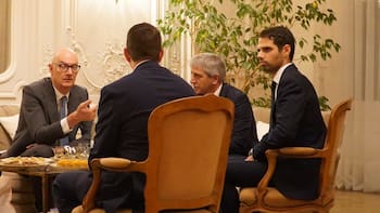 Caputo se reunió con el ministro de Economía francés y destacó el respaldo a la Argentina ante el FMI