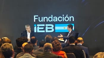 Caputo dio más detalles del regreso a los mercados y cómo sumará reservas “sin costo”