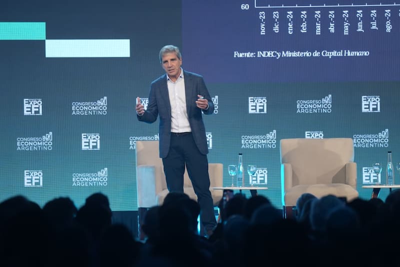 Caputo ratificó su optimismo sobre la economía en Expo EFI.