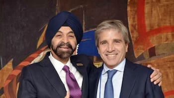 Caputo selló con el Banco Mundial el acuerdo por garantías para cubrir vencimientos de julio: cómo es la operación