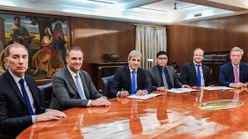 Eliminación de retenciones al petróleo: cómo es el esquema que negocia Nación con las provincias