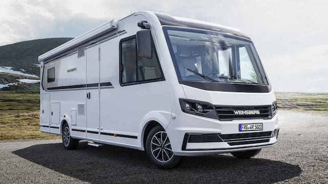 Esta nueva furgoneta camper es ideal para todo tipo de terreno: la autocaravana cuenta con motor Fiat Ducato y tiene hasta 180 CV de potencia