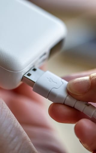 Cómo cargar la batería del celular cuando no hay electricidad en la casa: una manera efectiva, segura y sencilla