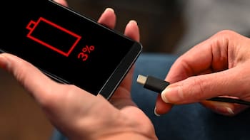 Cómo hay que cargar el celular para no afectar la batería y que dure muchos años