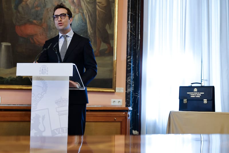 MADRID, 27/03/2026.- El nuevo vicepresidente primero del Gobierno y ministro de Economía, Carlos Cuerpo durante el traspaso de carteras en un acto oficial celebrado en el Ministerio de Hacienda. EFE/ Mariscal