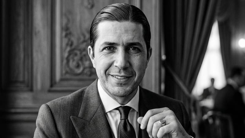 Carlos Gardel, padre del tango: “Un artista, un hombre de ciencia, no tiene nacionalidad. Un cantor tampoco es de todos y su patria es donde oye aplausos” .