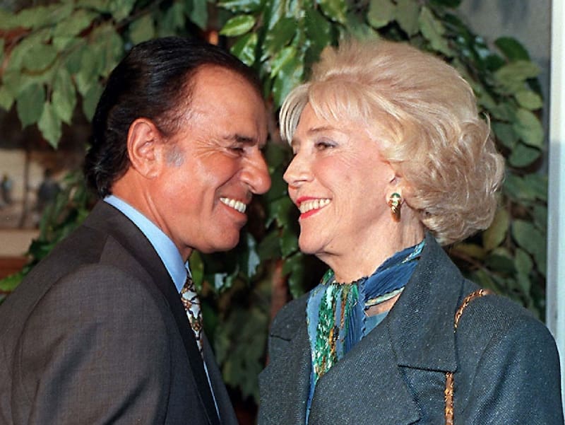 Amalita fue de las primeras que vio a Menem "alto, rubio y de ojos azules"