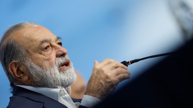 Carlos Slim le tiró un guante a Marcos Galperín: el negocio millonario que Mercado Libre no puede ignorar en México