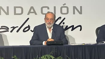 Carlos Slim respalda plan antiinflación de Claudia Sheinbaum y llama ‘irracional’ la calificación de Moody’s