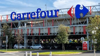 Carrefour abrirá 750 nuevas tiendas en estaciones y aeropuertos clave: busca convertirse en la segunda mayor cadena de supermercados en España