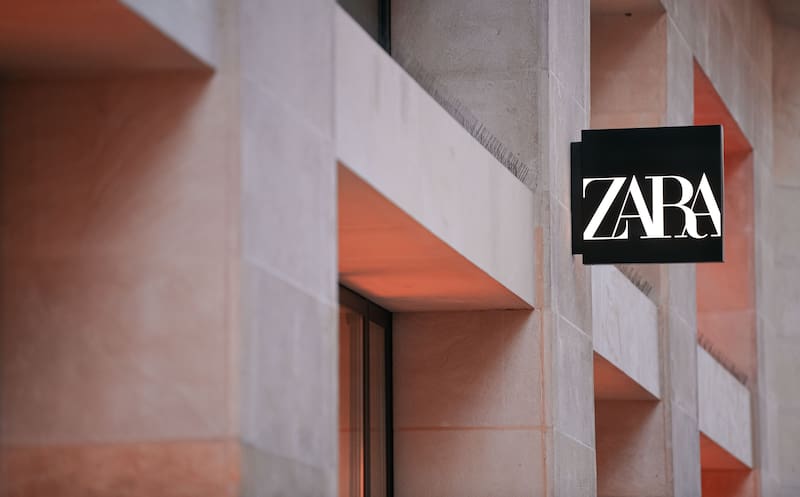 Las tiendas Zara que permanecen abiertas ganan protagonismo dentro del nuevo modelo basado en experiencia, tecnología y omnicanalidad.