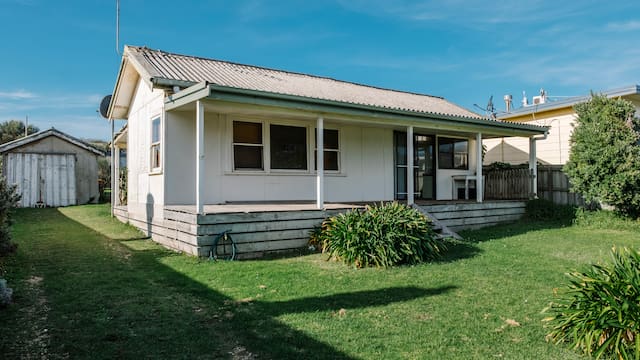 Descubrió que una casa de 1914 pertenecía a sus tatarabuelos y decidió trasladarla casi 10 kilómetros