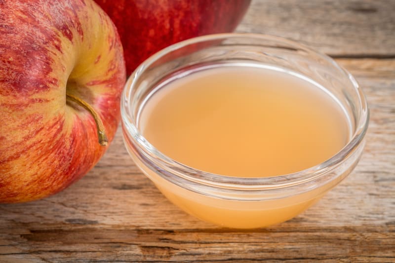 Cáscara de banana con vinagre: por qué recomiendan esta mezcla y para qué se usa (foto: Shutterstock).