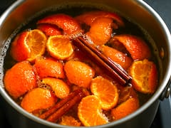 Es tendencia | Hervir cáscaras de naranja y mandarina con canela: para qué sirve y por qué recomiendan hacerlo