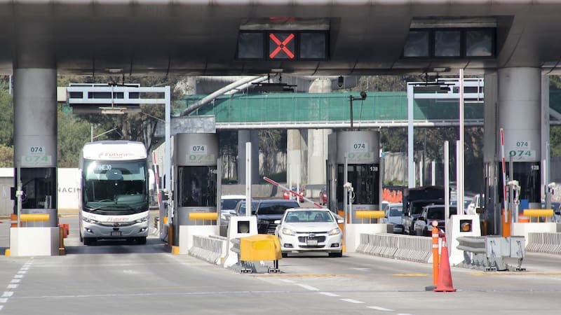 La iniciativa busca que los automovilistas no paguen peaje si las obras públicas afectan el tránsito.