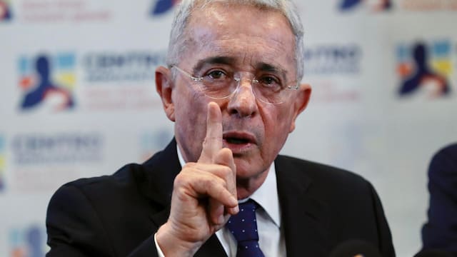 “Bandido”: el discurso de Iván Cepeda que desató una fuerte reacción de Álvaro Uribe